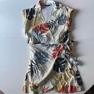 VICI tropical wrap dress